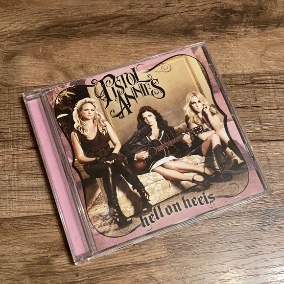 Pistol Annies Other - PISTOL ANNIES | Hell on heels CD